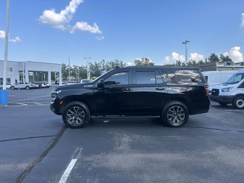 Used 2021 Chevrolet Tahoe Z71 w/ Z71 Signature Package AWD/4WD image 4
