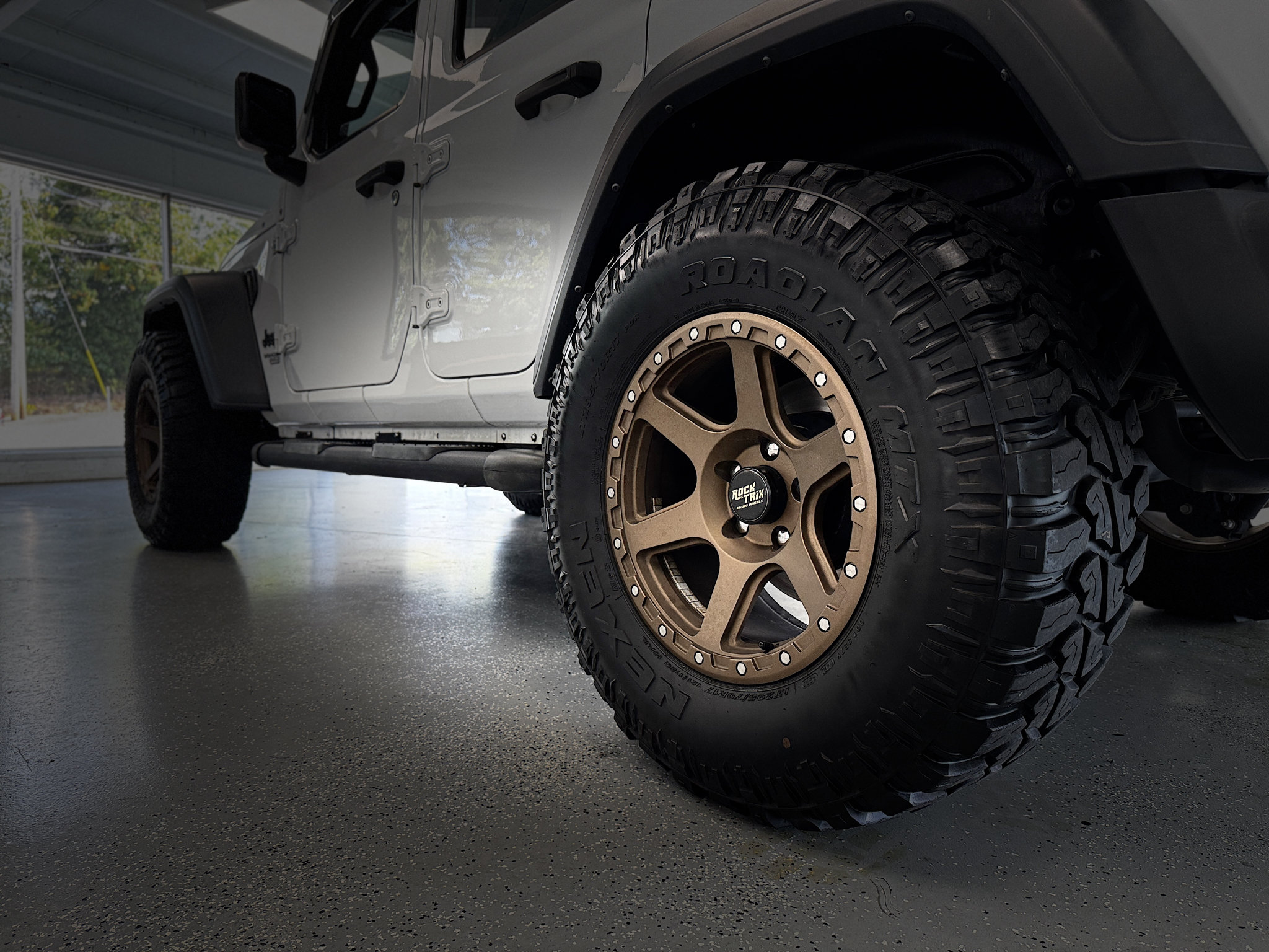 Used 2021 Jeep Wrangler Unlimited Sport AWD/4WD image 12
