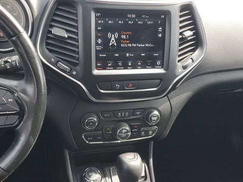 Used 2021 Jeep Cherokee Latitude Lux w/ Sun & Sound Group AWD/4WD image 16