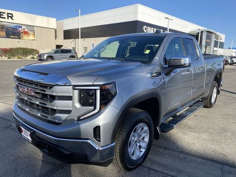 Used 2024 GMC Sierra 1500 SLE w/ Preferred Package image 39