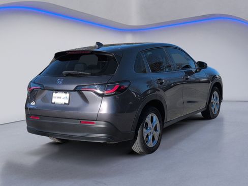 Used 2023 Honda HR-V LX image 5
