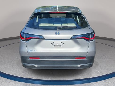 Used 2024 Honda HR-V LX image 6