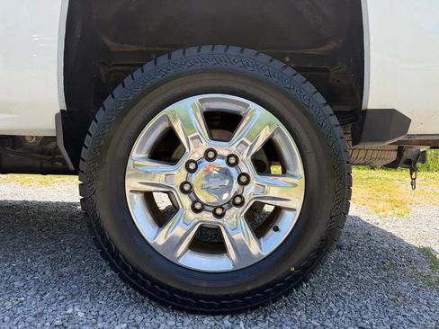 Used 2017 Chevrolet Silverado 2500 LTZ w/ Duramax Plus Package AWD/4WD image 67