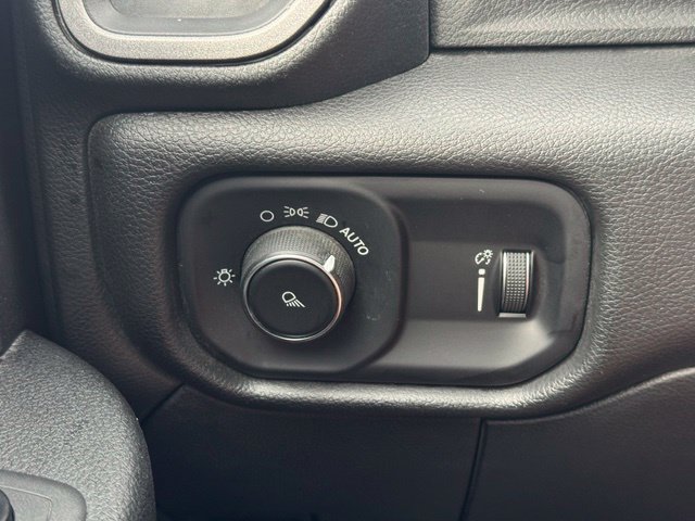 Used 2021 RAM 2500 Tradesman AWD/4WD image 33