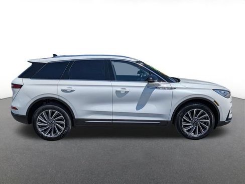 Used 2023 Lincoln Corsair Reserve w/ Equipment Group 201A AWD/4WD image 2