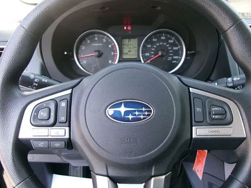 Used 2017 Subaru Forester 2.5i w/ Alloy Wheel Package AWD/4WD image 17