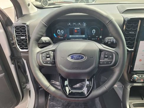 New 2026 Ford Ranger Lariat w/ FX4 Off-Road Package AWD/4WD image 9
