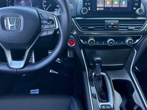 Certified 2018 Honda Accord Sport image 17