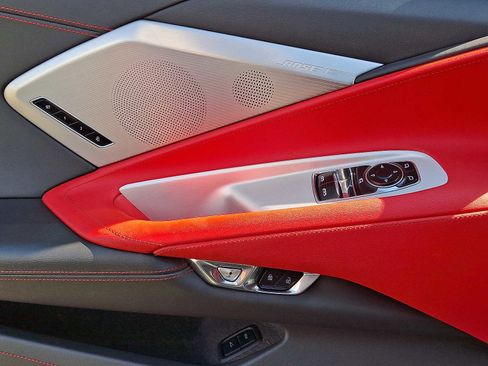 Used 2022 Chevrolet Corvette Stingray Preferred Cpe w/ Z51 Performance Package image 12