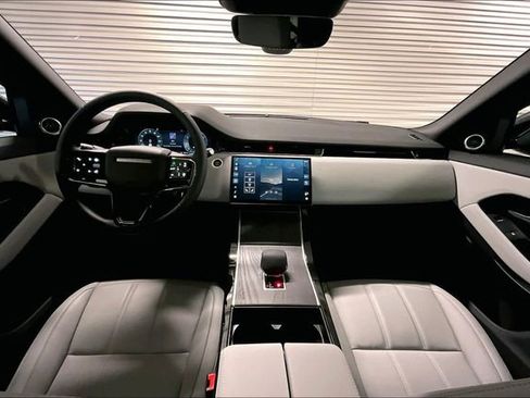 New 2026 Land Rover Range Rover Evoque S image 6
