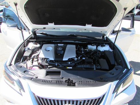Used 2021 Lexus ES 300h w/ Accessory Package FWD image 36