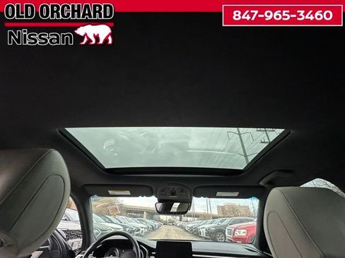 Used 2023 Genesis G70 3.3T w/ Sport Prestige Package image 17