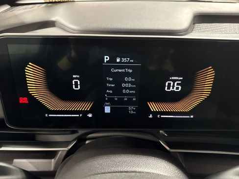 New 2026 Kia Carnival EX FWD image 16