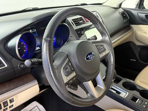 Used 2017 Subaru Outback 2.5i Limited image 14