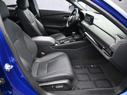 Used 2024 Honda Accord Sport image 40