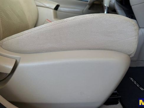 Used 2015 Nissan Rogue SV w/ SV Premium Package image 23