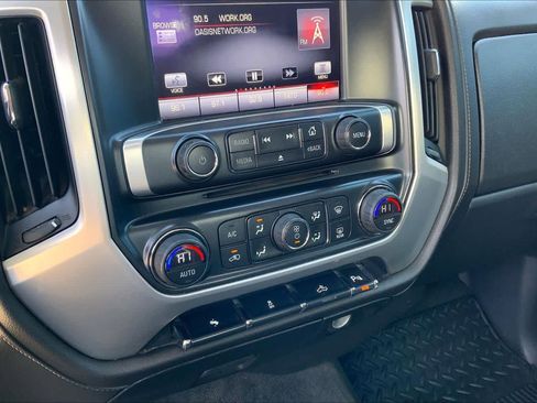 Used 2014 GMC Sierra 1500 SLE w/ SLE Value Package image 30