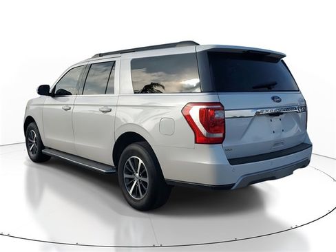 Used 2018 Ford Expedition Max XLT w/ Equipment Group 202A image 3
