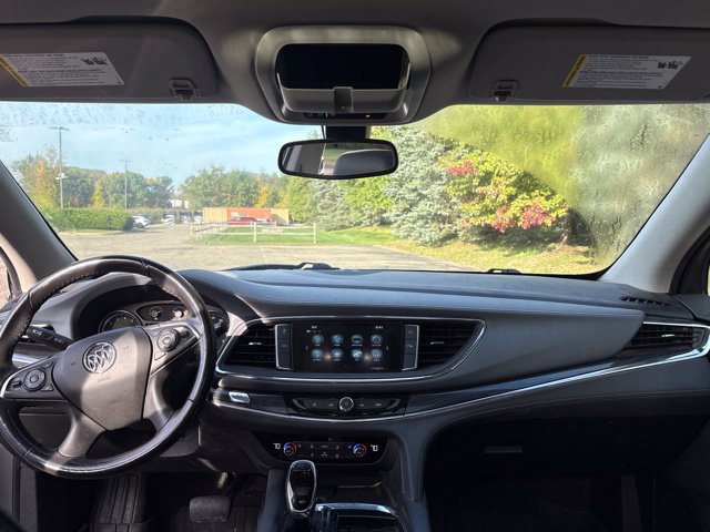 Used 2019 Buick Enclave Essence AWD/4WD image 6