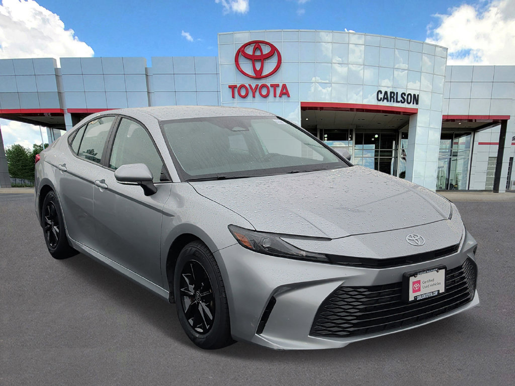 Certified 2025 Toyota Camry LE FWD image 5