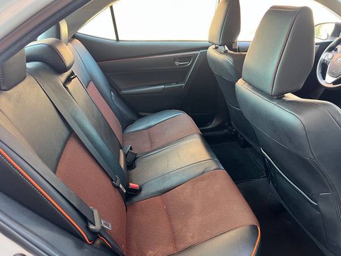Used 2017 Toyota Corolla SE FWD image 15