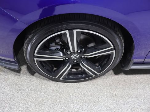 Used 2023 Honda Accord Sport image 8