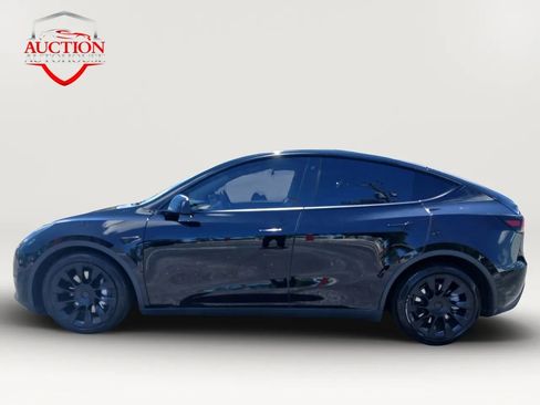 Used 2020 Tesla Model Y Long Range AWD/4WD image 8