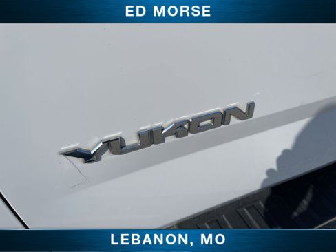 Used 2020 GMC Yukon SLT w/ Open Road Package AWD/4WD image 30