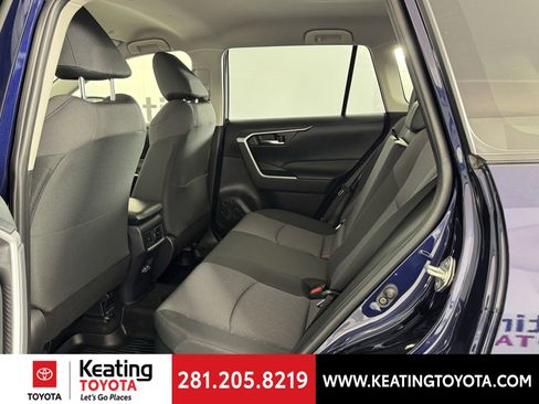 Used 2025 Toyota RAV4 XLE image 15