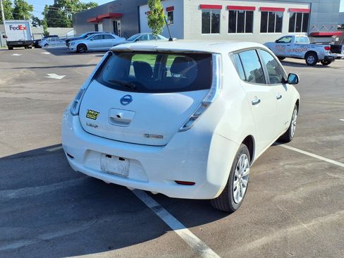 Used 2013 Nissan Leaf S w/ Charger Pkg FWD image 4