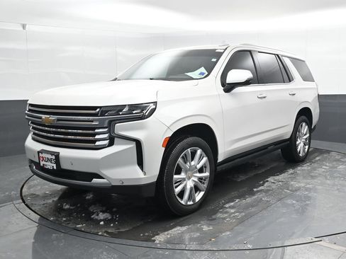 Used 2021 Chevrolet Tahoe High Country w/ Premium Package image 5