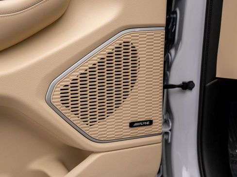 Used 2021 Jeep Grand Cherokee L Limited w/ Trailer Tow Group (B) image 15