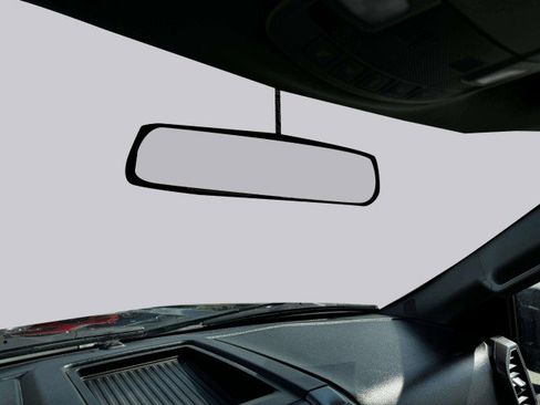 Used 2018 Ford F150 XLT image 32