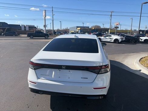Used 2025 Honda Accord EX-L image 6