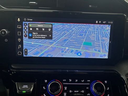 Used 2025 GMC Sierra 2500 AT4 image 22