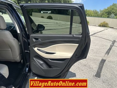 Used 2020 Buick Envision Essence AWD/4WD image 36