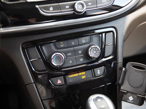 Used 2019 Buick Encore Preferred image 13