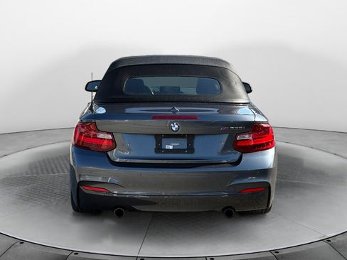 Used 2015 BMW M235i Convertible image 6