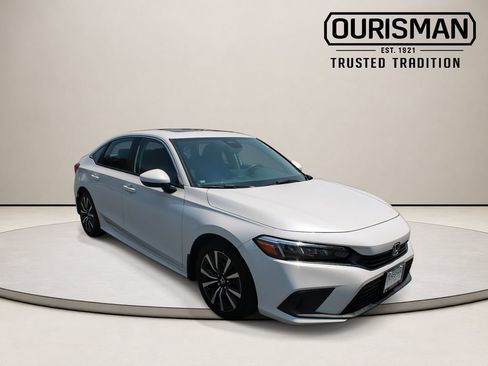 Used 2023 Honda Civic EX image 2