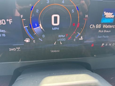 Used 2025 Chevrolet Traverse RS AWD/4WD image 13