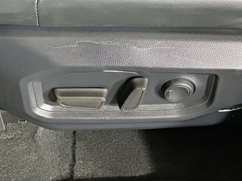 Used 2025 Toyota Tundra SR5 w/ SR5 Premium Package RWD image 13