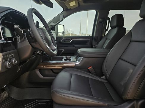 New 2026 Chevrolet Silverado 2500 LT w/ Trail Boss Package image 14