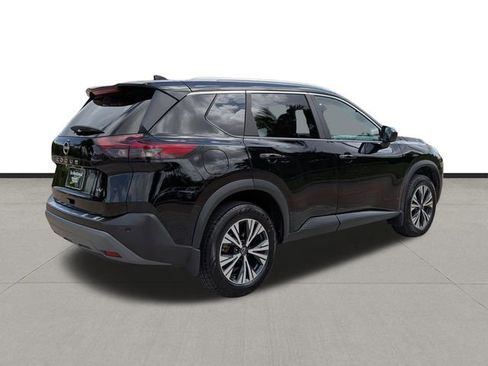 Used 2023 Nissan Rogue SV w/ SV Premium B Package FWD image 5
