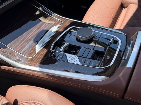New 2027 BMW X7 xDrive40i AWD/4WD image 10