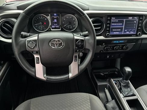 Used 2022 Toyota Tacoma SR5 w/ Technology Package RWD image 14