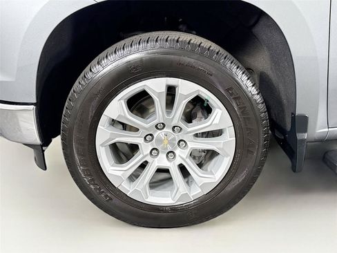 Used 2023 Chevrolet Silverado 1500 LTZ AWD/4WD image 45