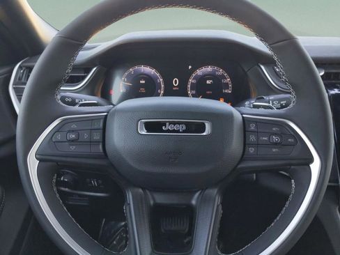 New 2025 Jeep Grand Cherokee L Laredo w/ Luxury Tech Group I RWD image 23