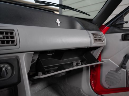 Used 1993 Ford Mustang Cobra RWD image 41