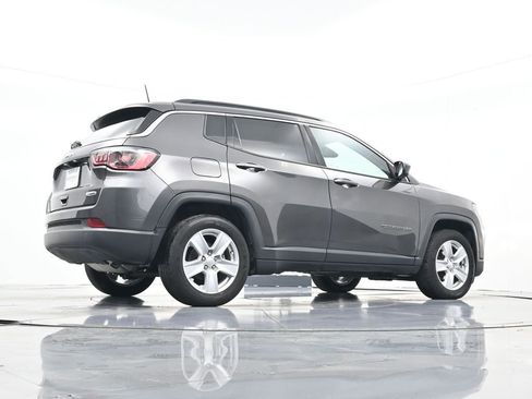 Used 2022 Jeep Compass Latitude w/ Sun and Sound Group image 37
