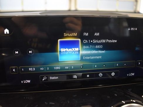 Used 2023 Mercedes-Benz GLB 250 4MATIC image 8